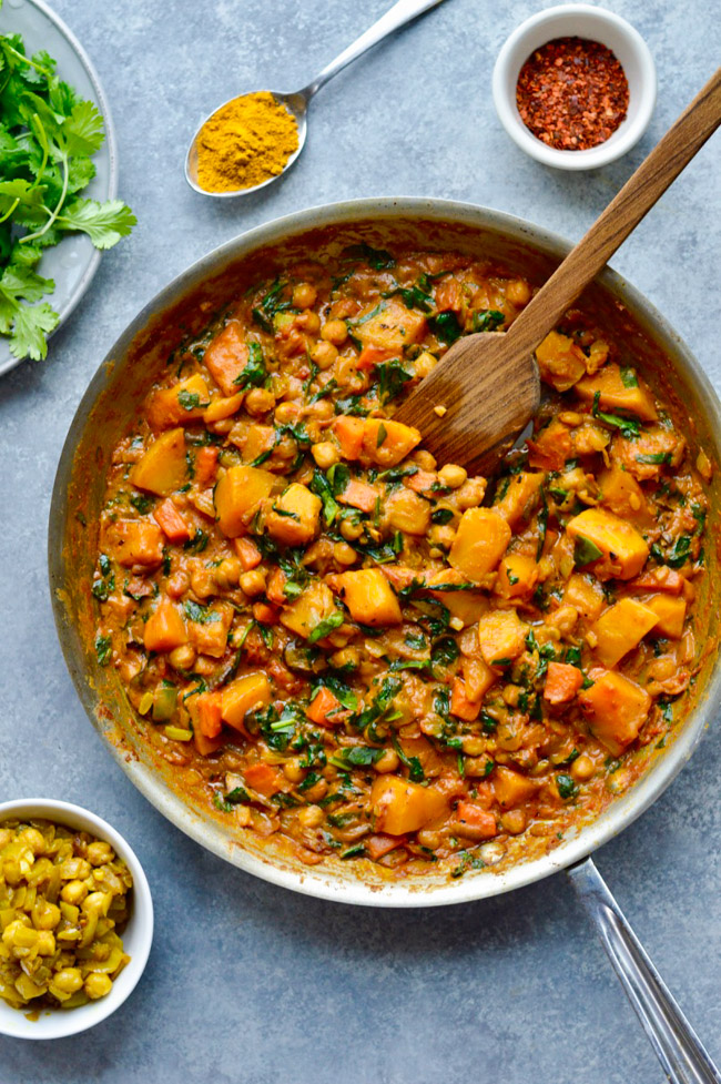 Spicy Chickpea And Butternut Squash Curry With Coconut Milk And Turmeric