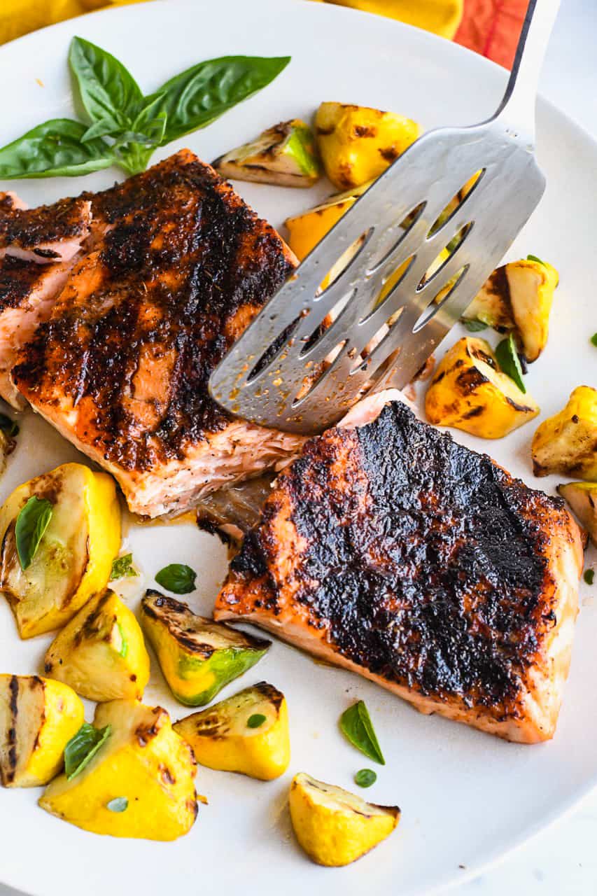 Blackened Salmon on The Grill cutting with spatula