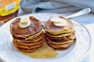 3 ingredient banana almond pancakes