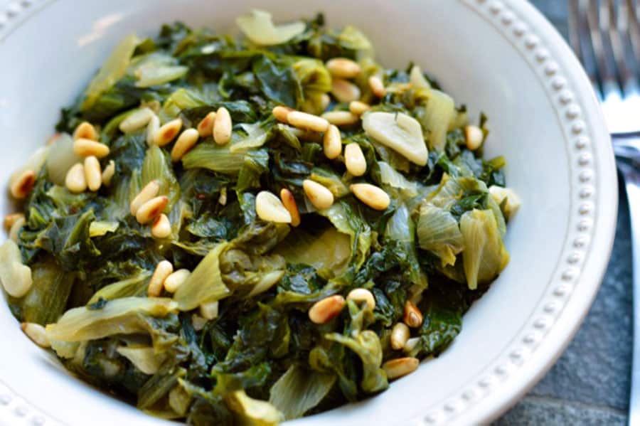 Braised Escarole with Garlic