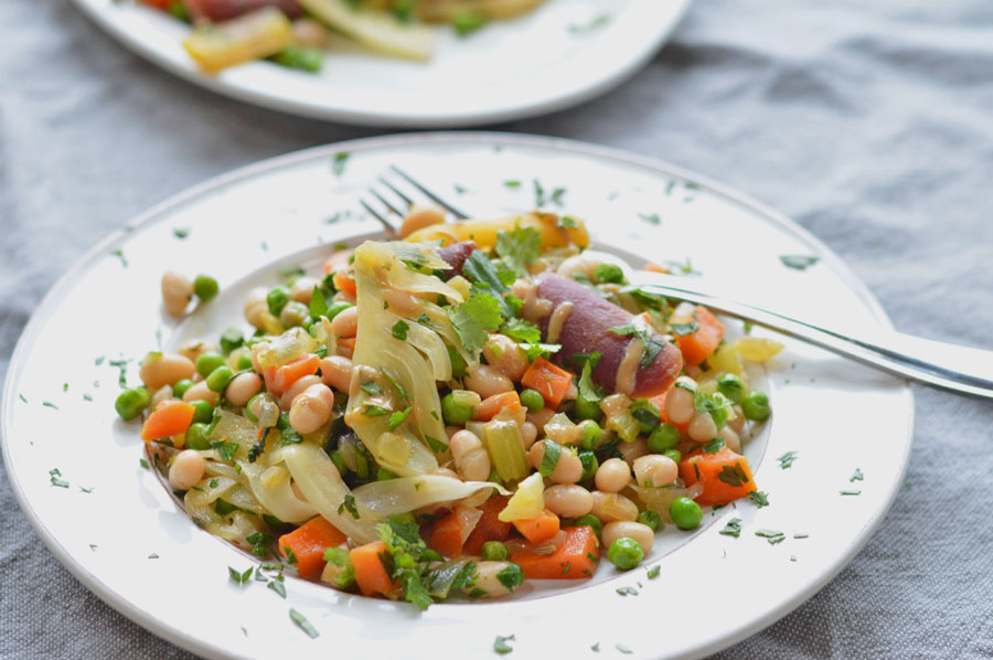 Spring Vegetables Medley with White Beans