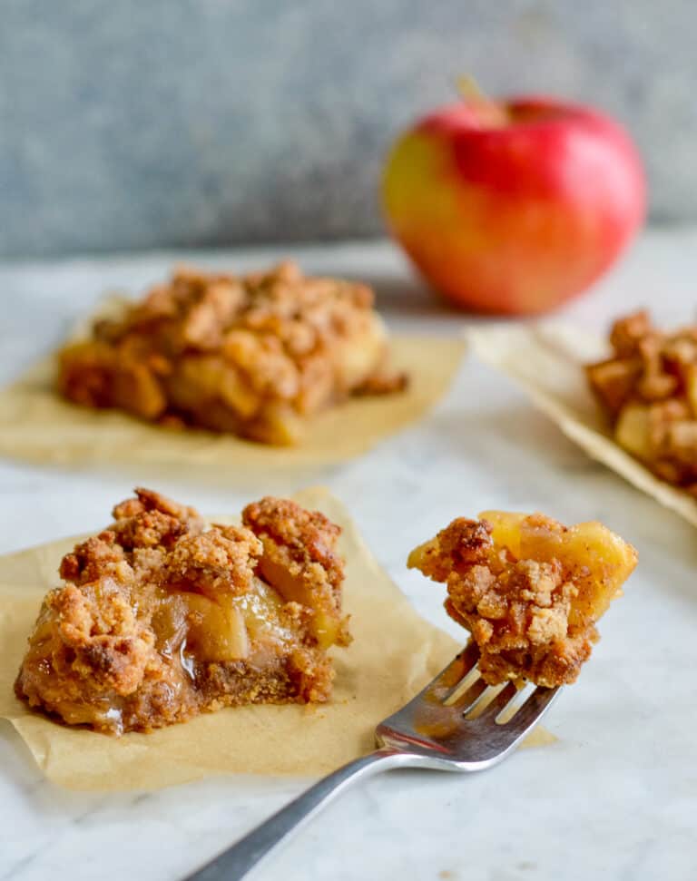 Cookie Crumb Apple Bars (Paleo, Vegan)