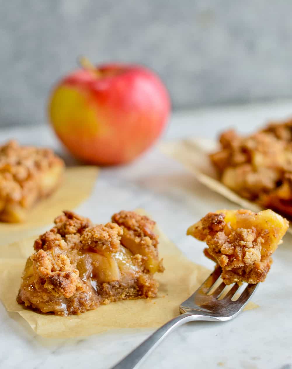 Cookie Crumb Apple Bars with fork