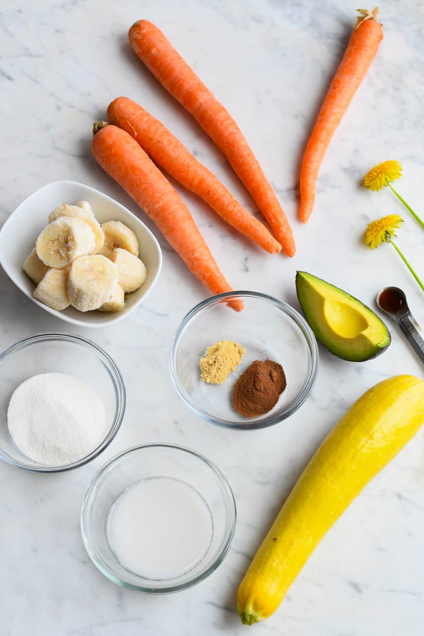 Ingredientes para Smoothie Bowl de pastel de zanahoria