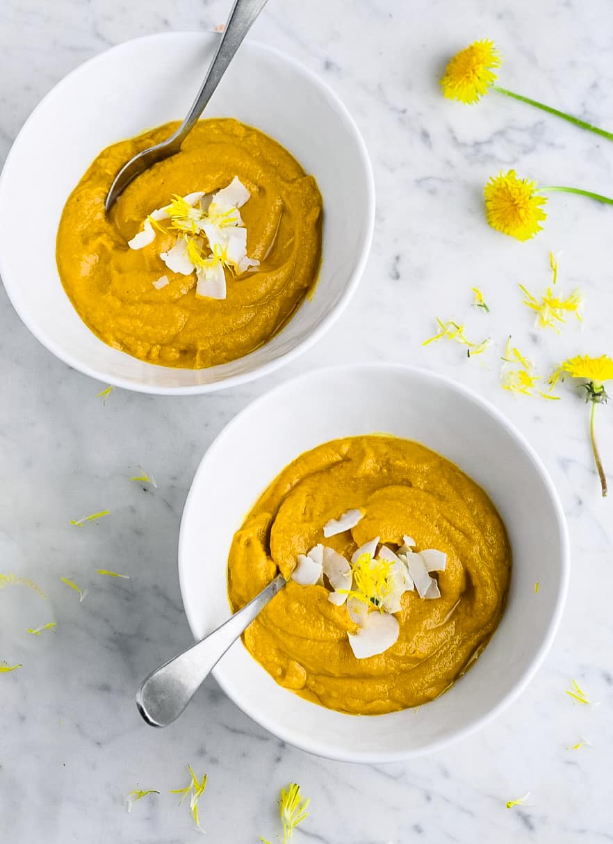 Carrot Cake Smoothie Bowl 2 bowls