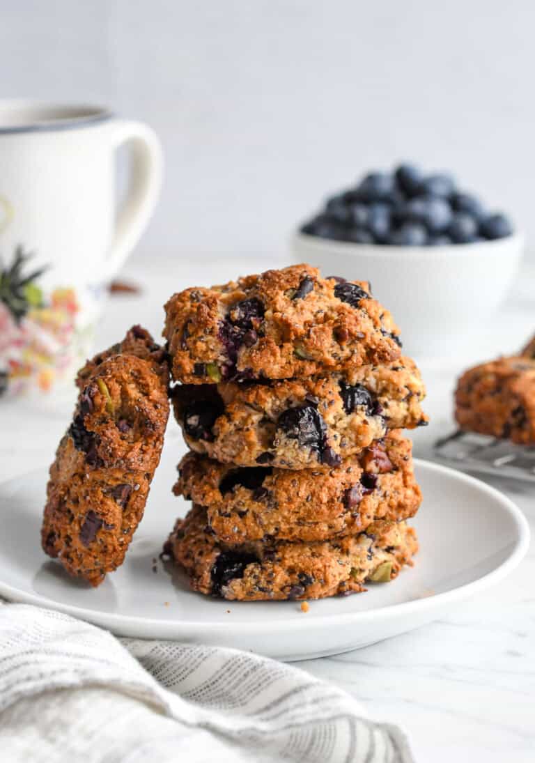 Healthy Blueberry Breakfast Cookies (Gluten Free, Paleo)