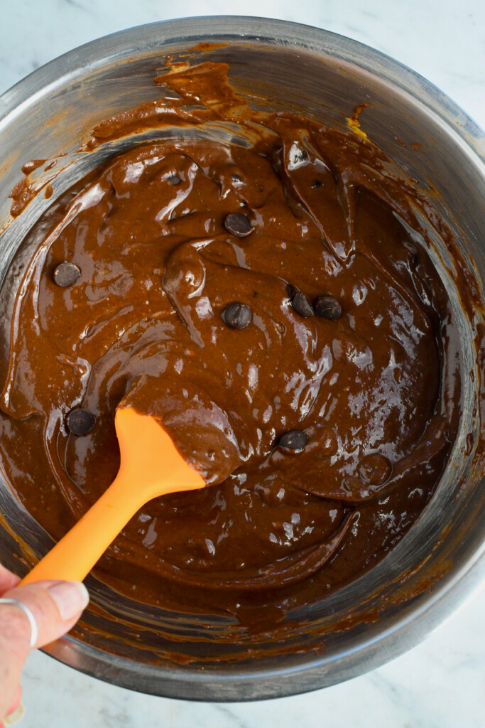 healthy pumpkin brownies mixing the batter