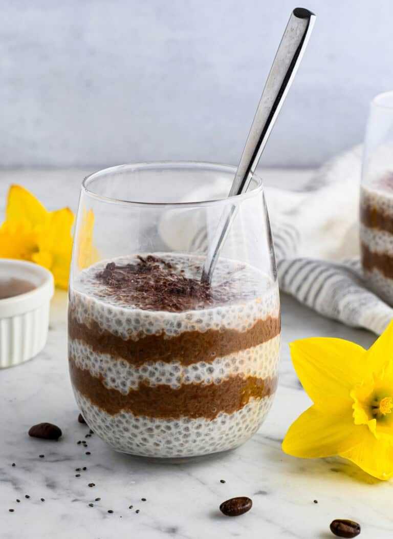 Tiramisu Chia Pudding (Vegan Healthy)