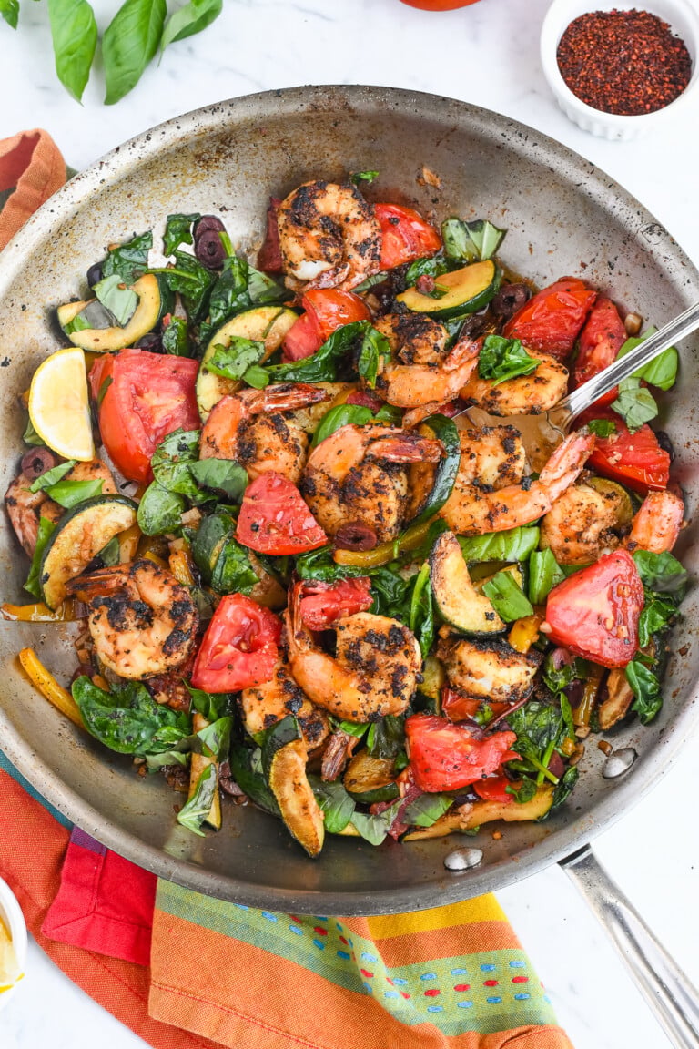 Mediterranean Shrimp Skillet with Vegetables